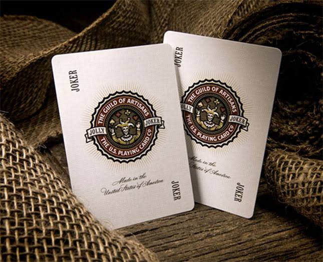 Artisan Playing Cards Collectors Box D2809