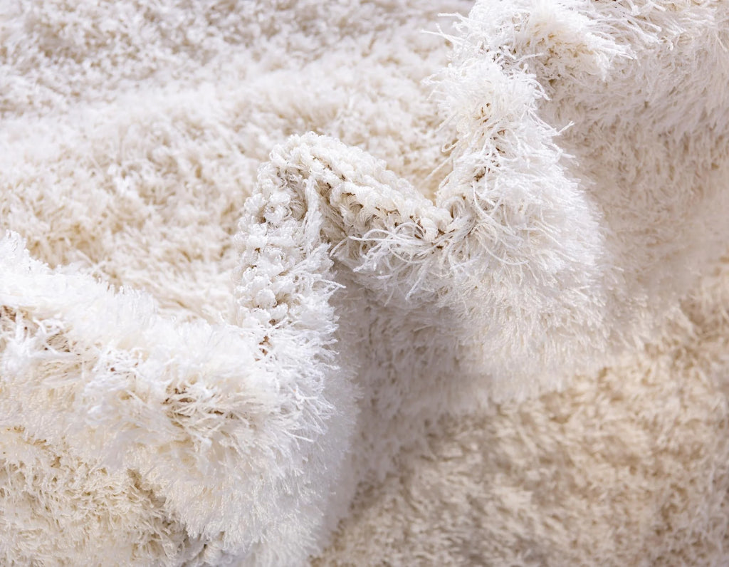 8' x 10' Ivory Shag Rug R507311