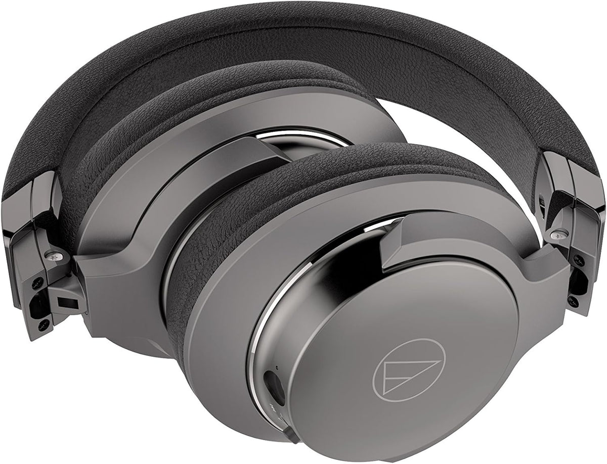 Black Bluetooth Wireless Over-Ear Headphones with Mic K945074