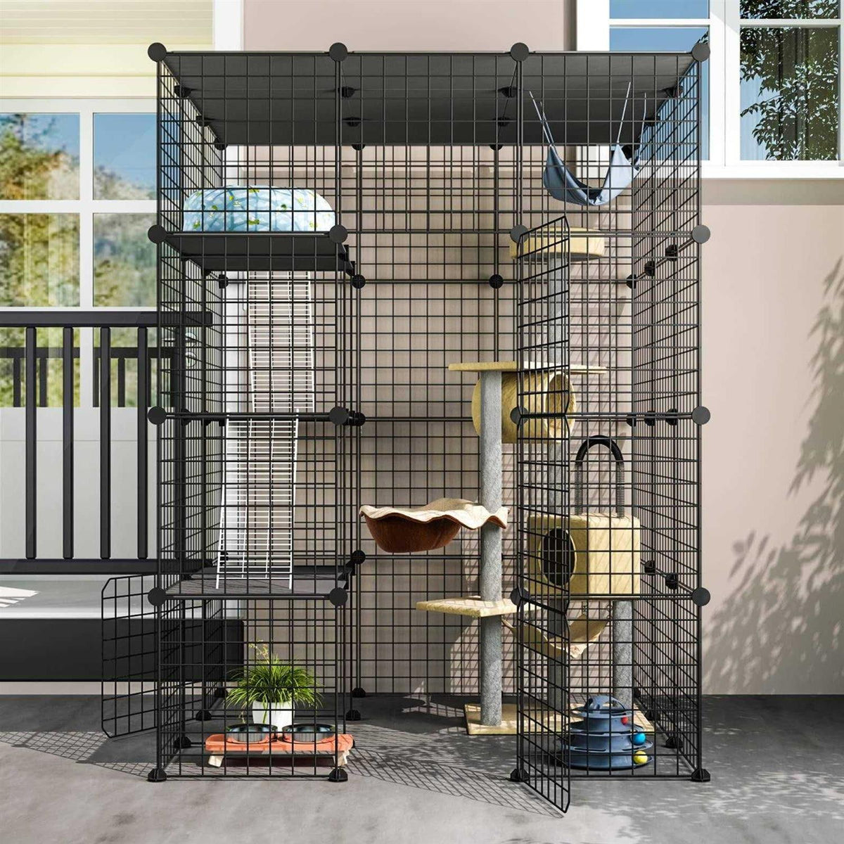 Outdoor Cat House Enclosure with Large Enter Door N25945