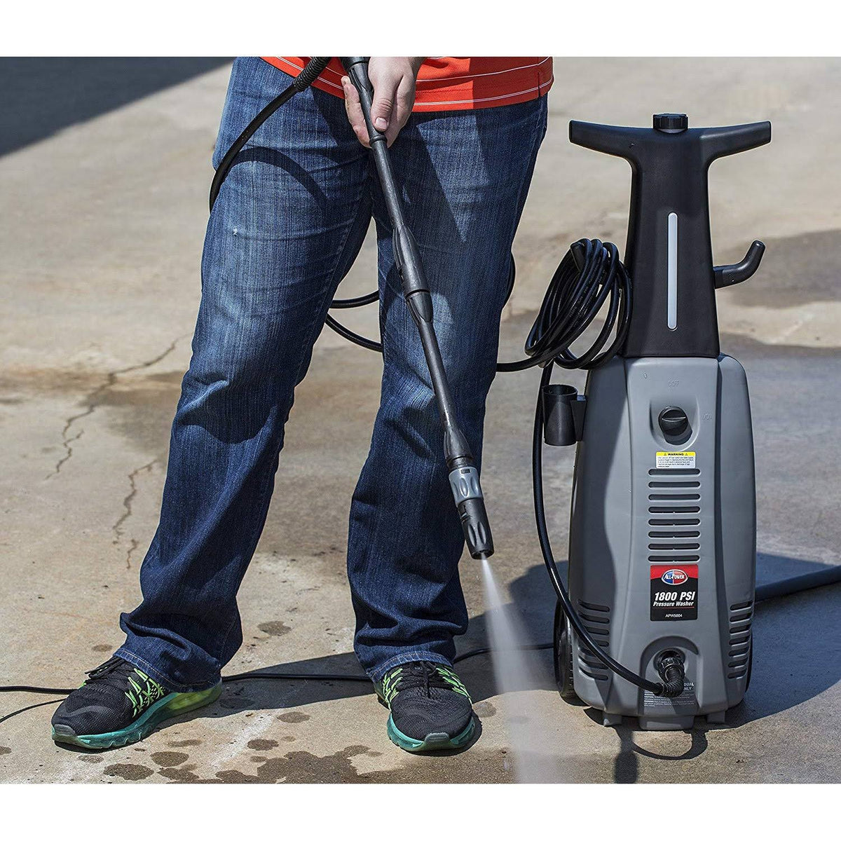 1800 PSI 1.6 GPM Electric Pressure Washer with Hose Reel W7267