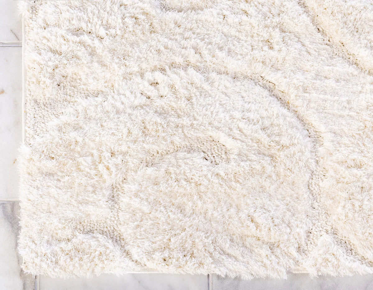 8' x 10' Ivory Shag Rug R507311