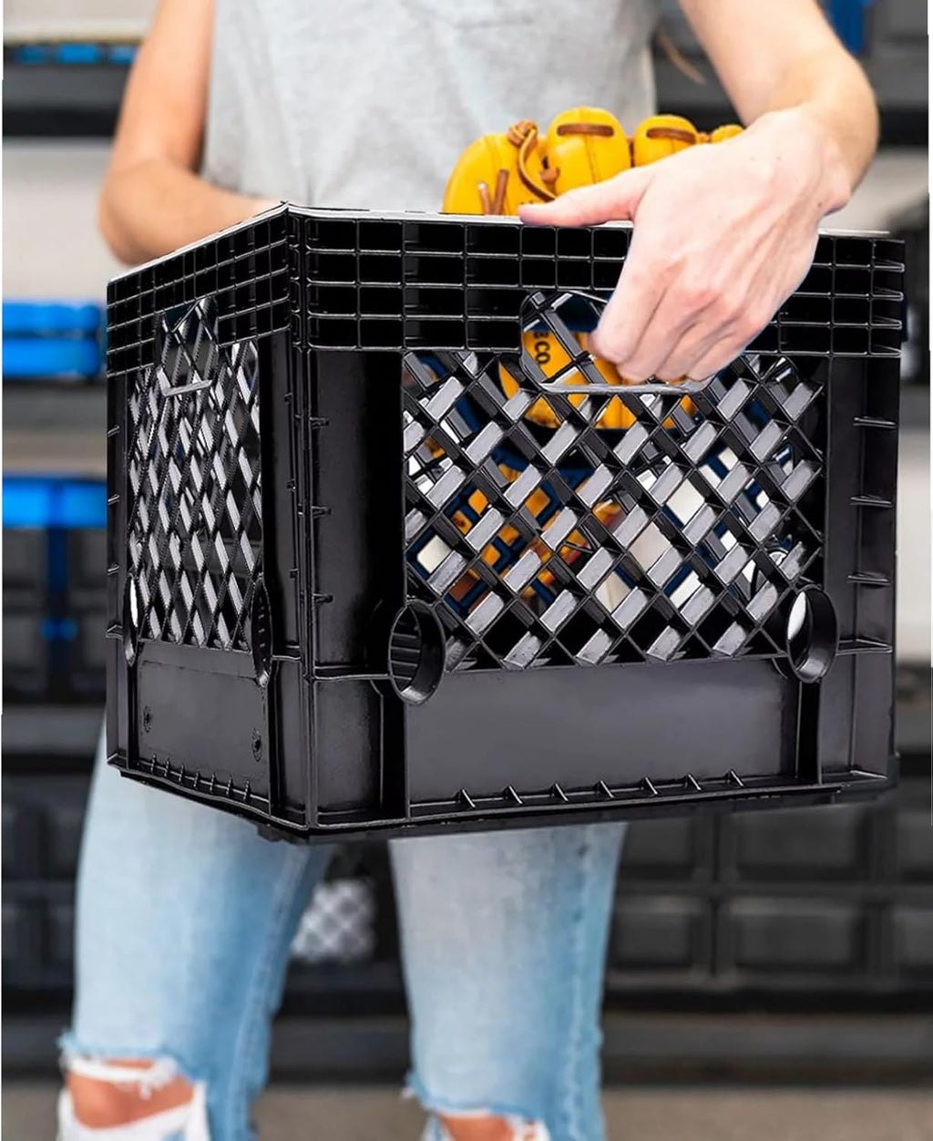 16QT Black Heavy-Duty Plastic Square Milk Crate D837125