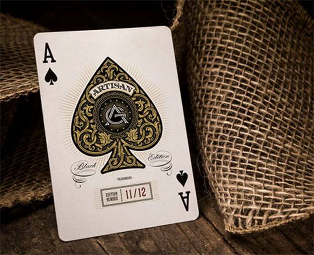 Artisan Playing Cards Collectors Box D2809