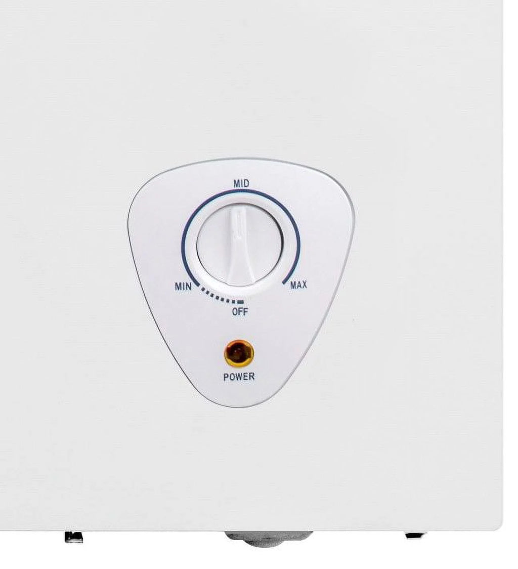 White 5 Cu ft Chest Freezer W1582