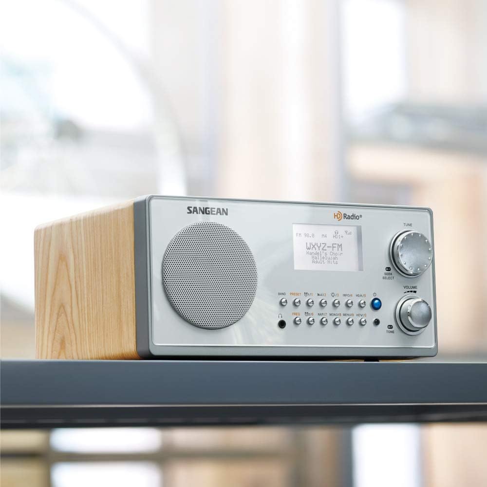 Silver Wooden Cabinet Table Top Radio C515