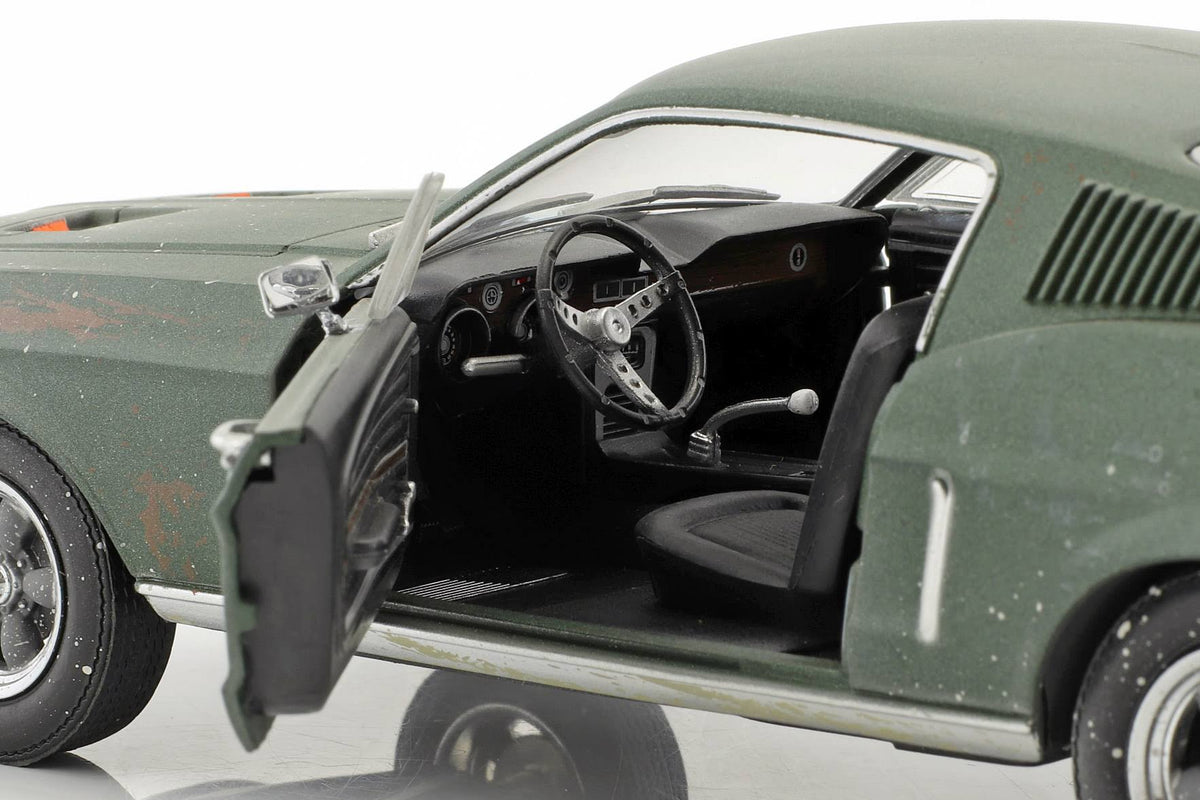 1/24 Diecast 1968 Ford Mustang GT Fastback Green B58671