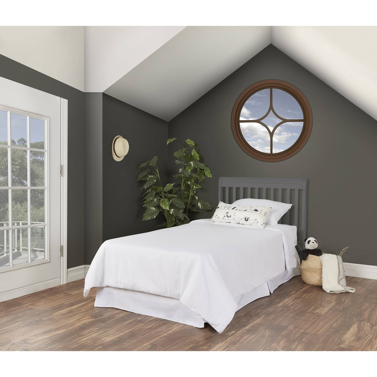 Convertible 4-in-1 Mini Crib Y421608