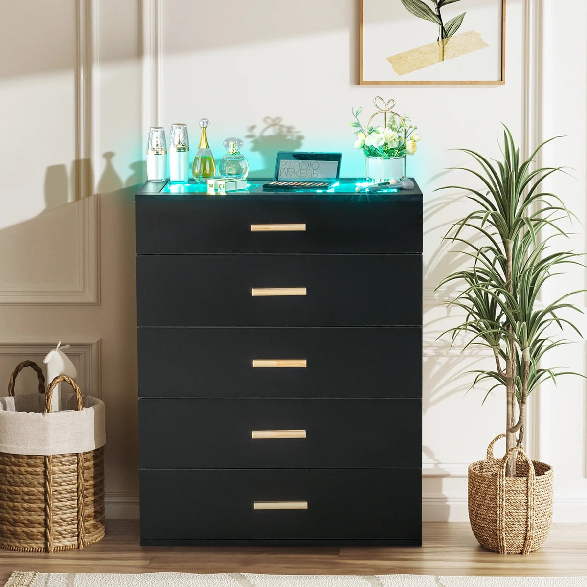 Black 5 Drawer Wood Dresser B145476