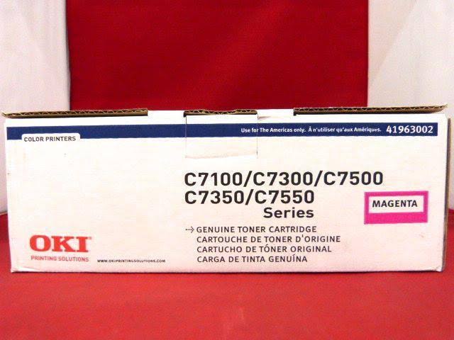 Magenta Toner Cartridge L897433
